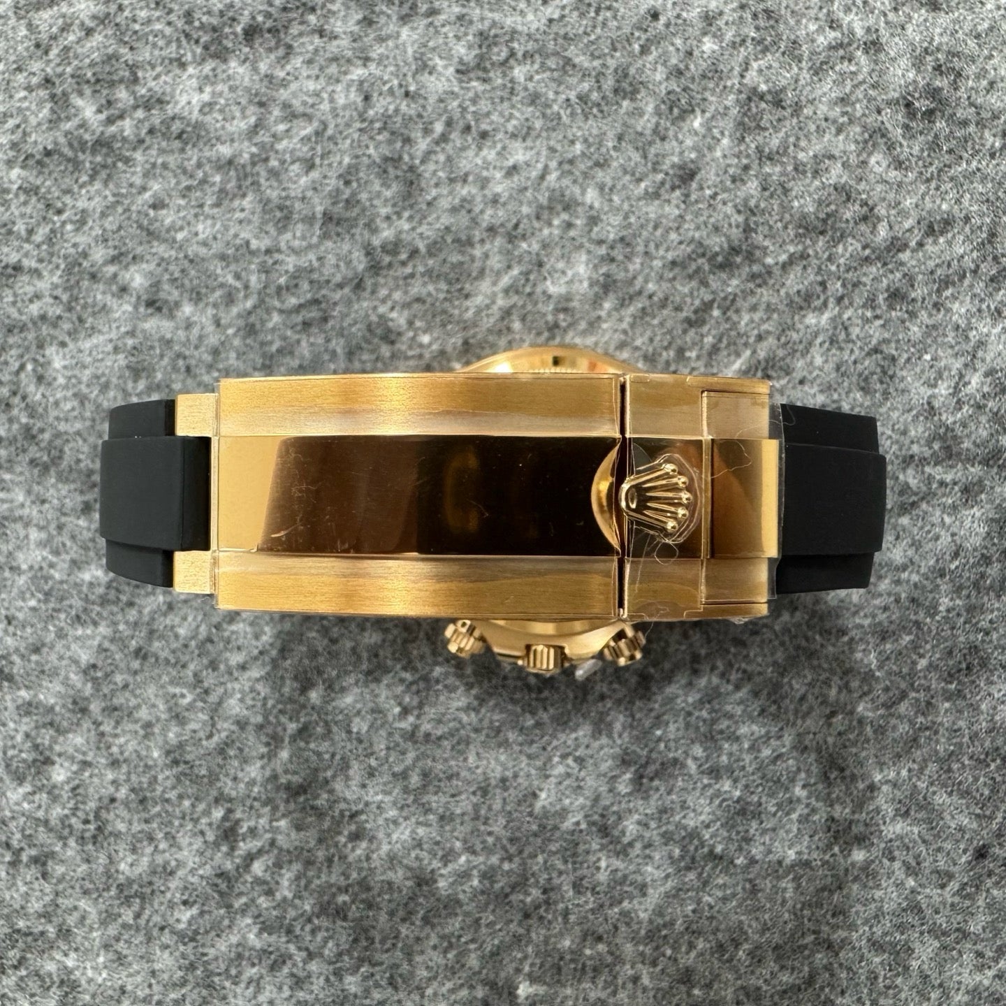 Gold black Watch