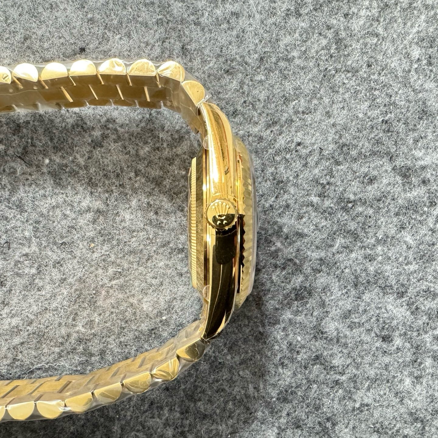 Golden green Watch