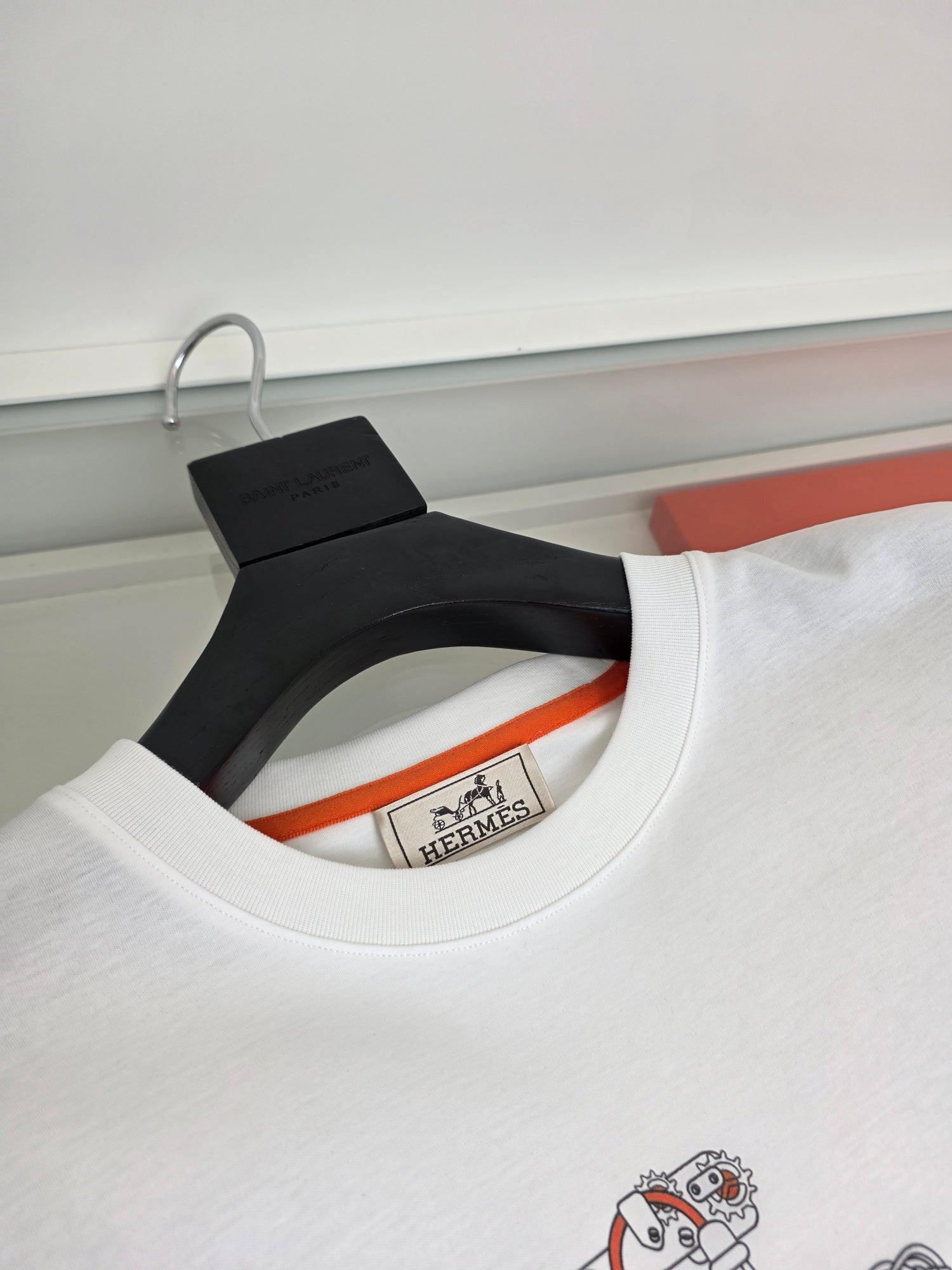 Black and White T-Shirt - FashionHype.xyz