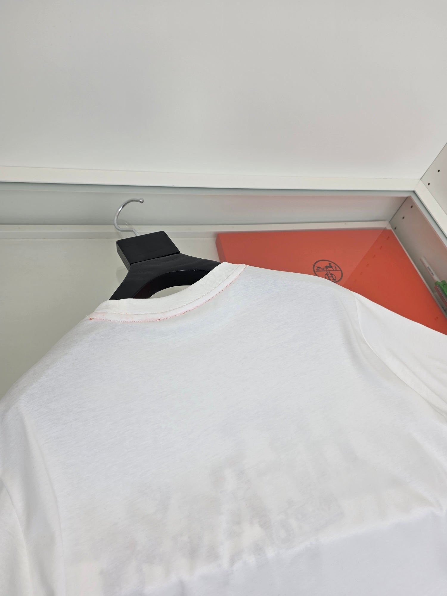 Black and White T-Shirt - FashionHype.xyz