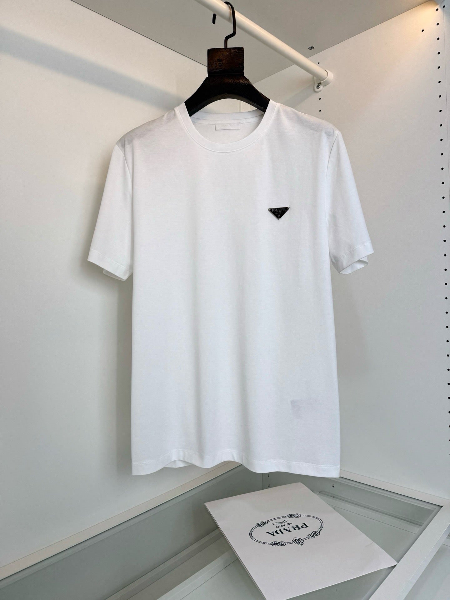 Black and White T-Shirt - FashionHype.xyz
