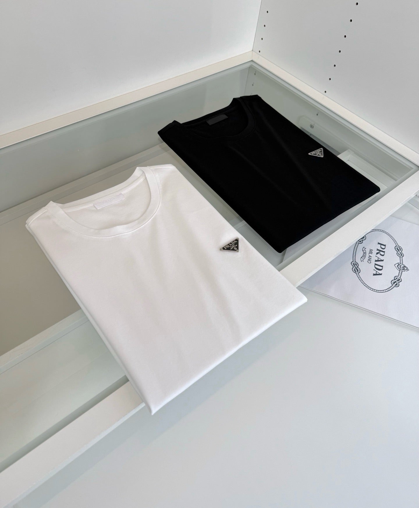Black and White T-Shirt - FashionHype.xyz