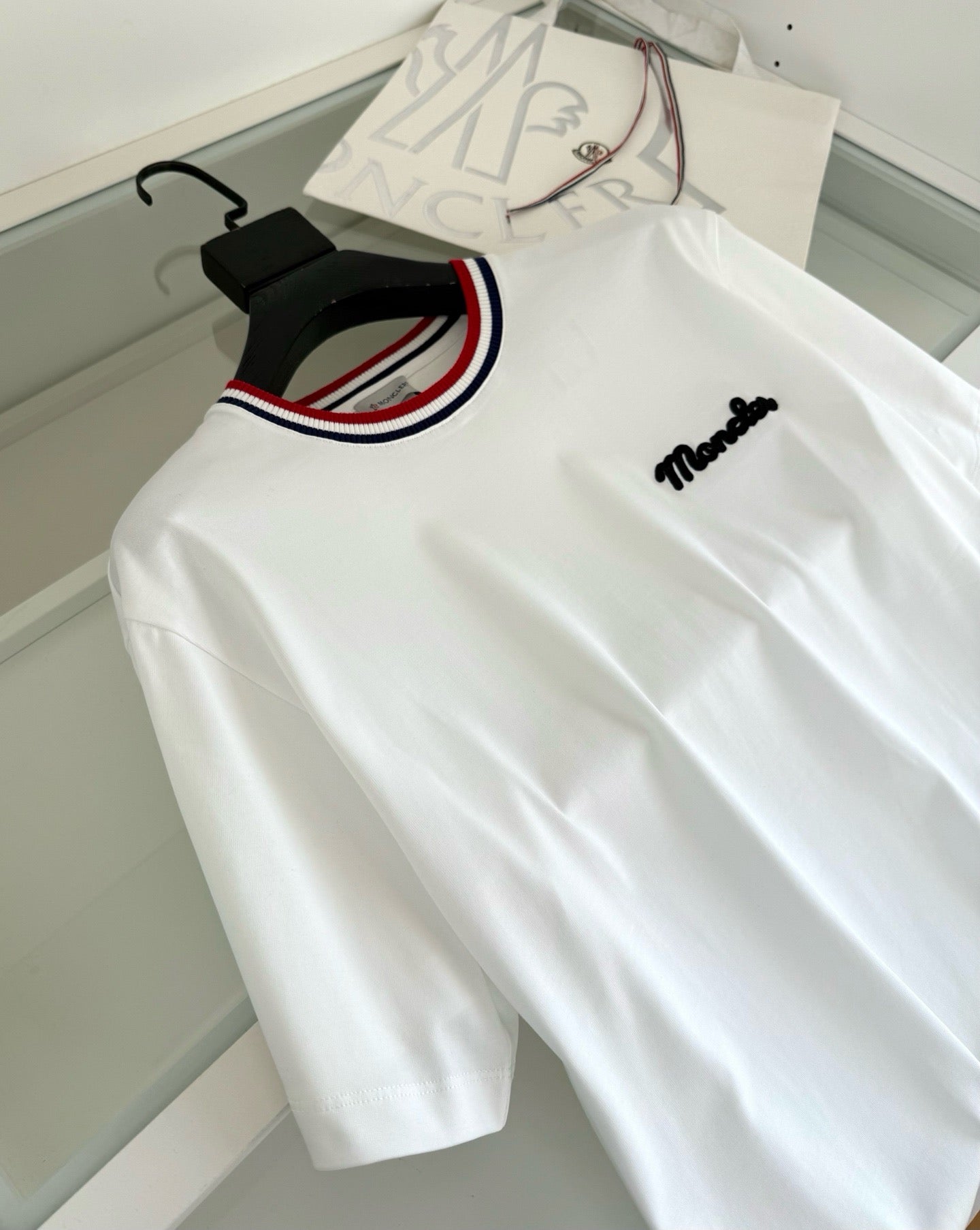 Black and White T-Shirt - Size XL