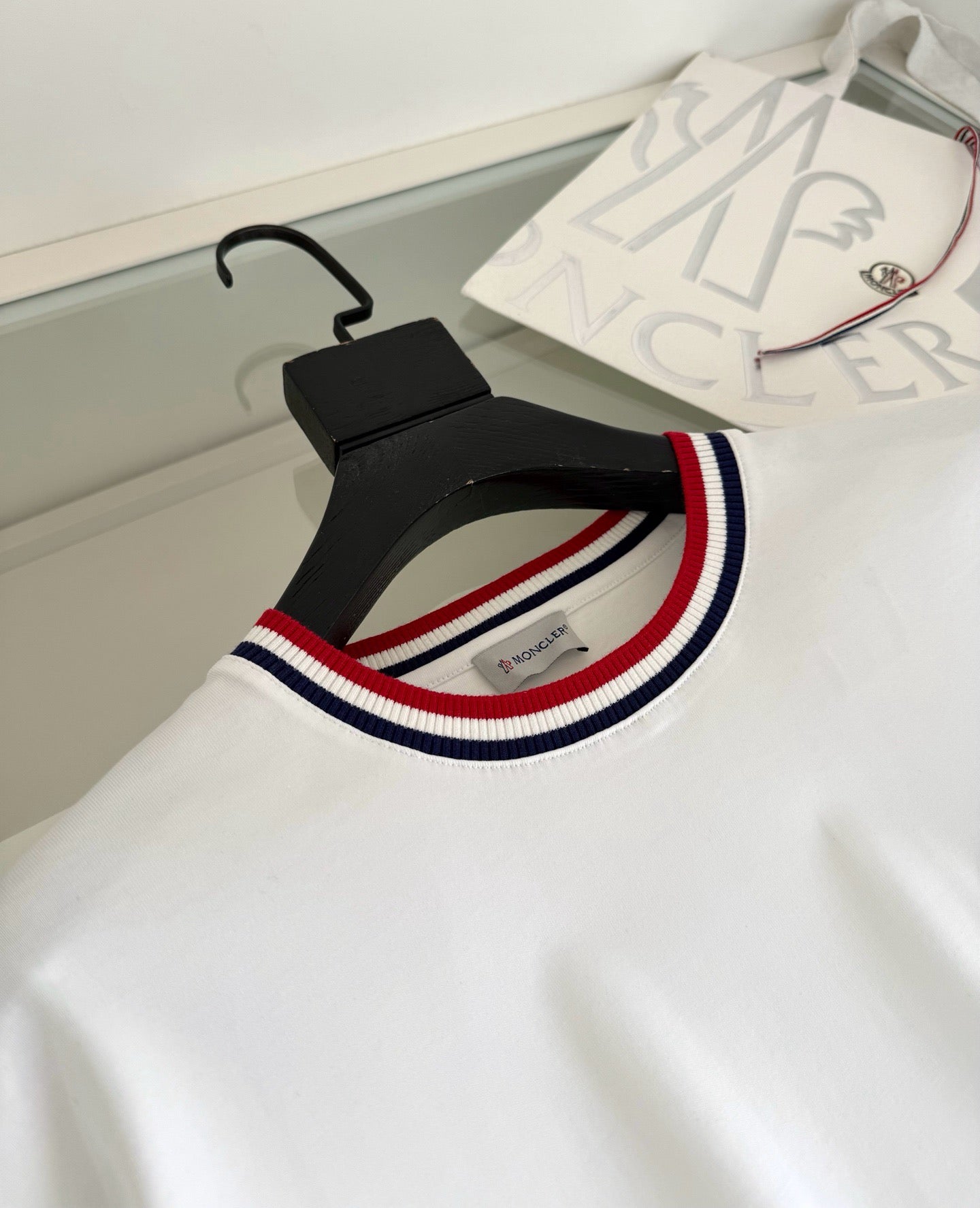 Black and White T-Shirt - Size XL