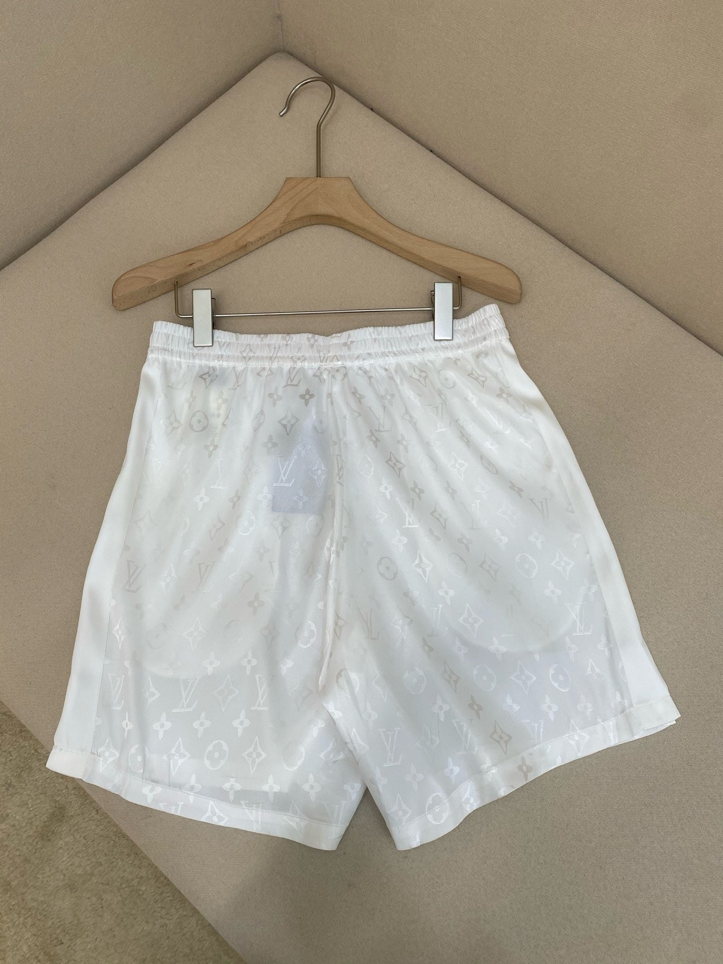 Multi-color Short