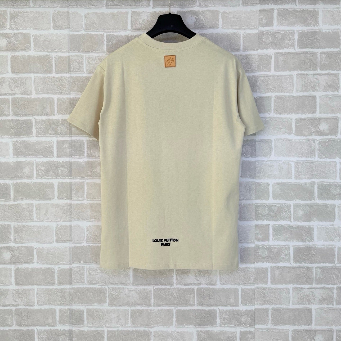 Off-white T-Shirt