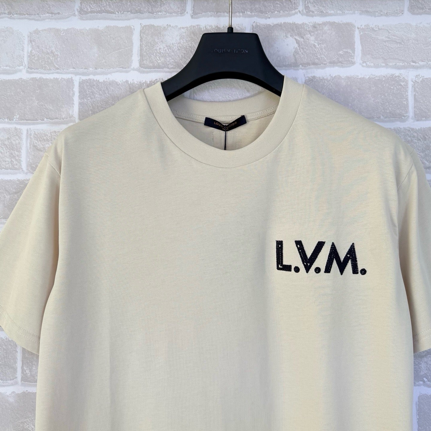 Off-white T-Shirt