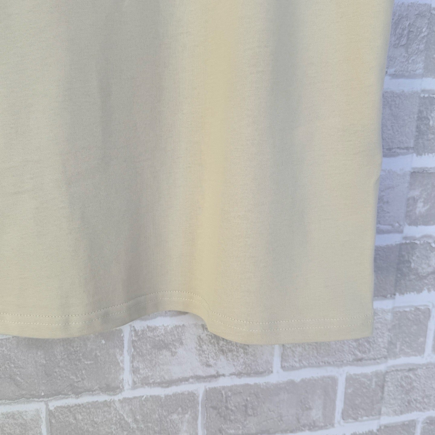 Off-white T-Shirt