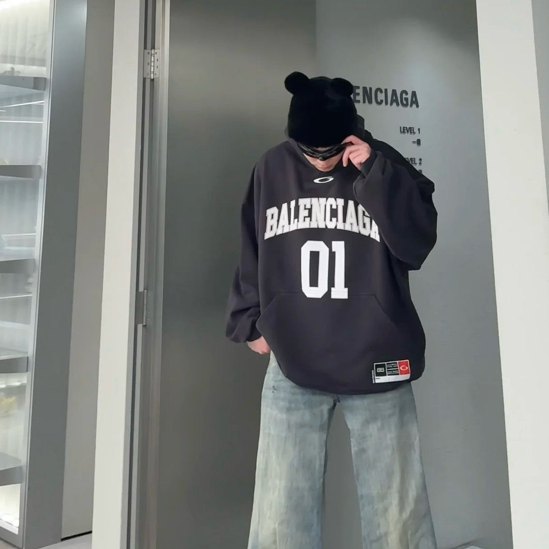 Black and White Sweatshirt