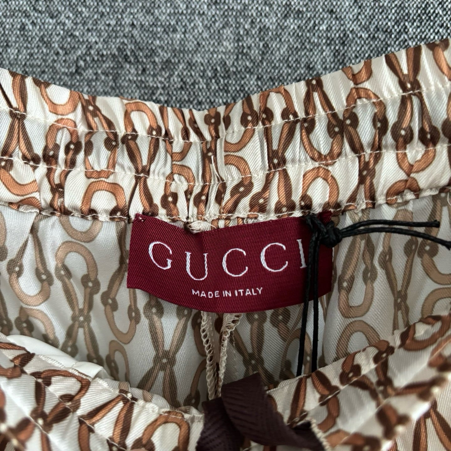 Multi-color Short