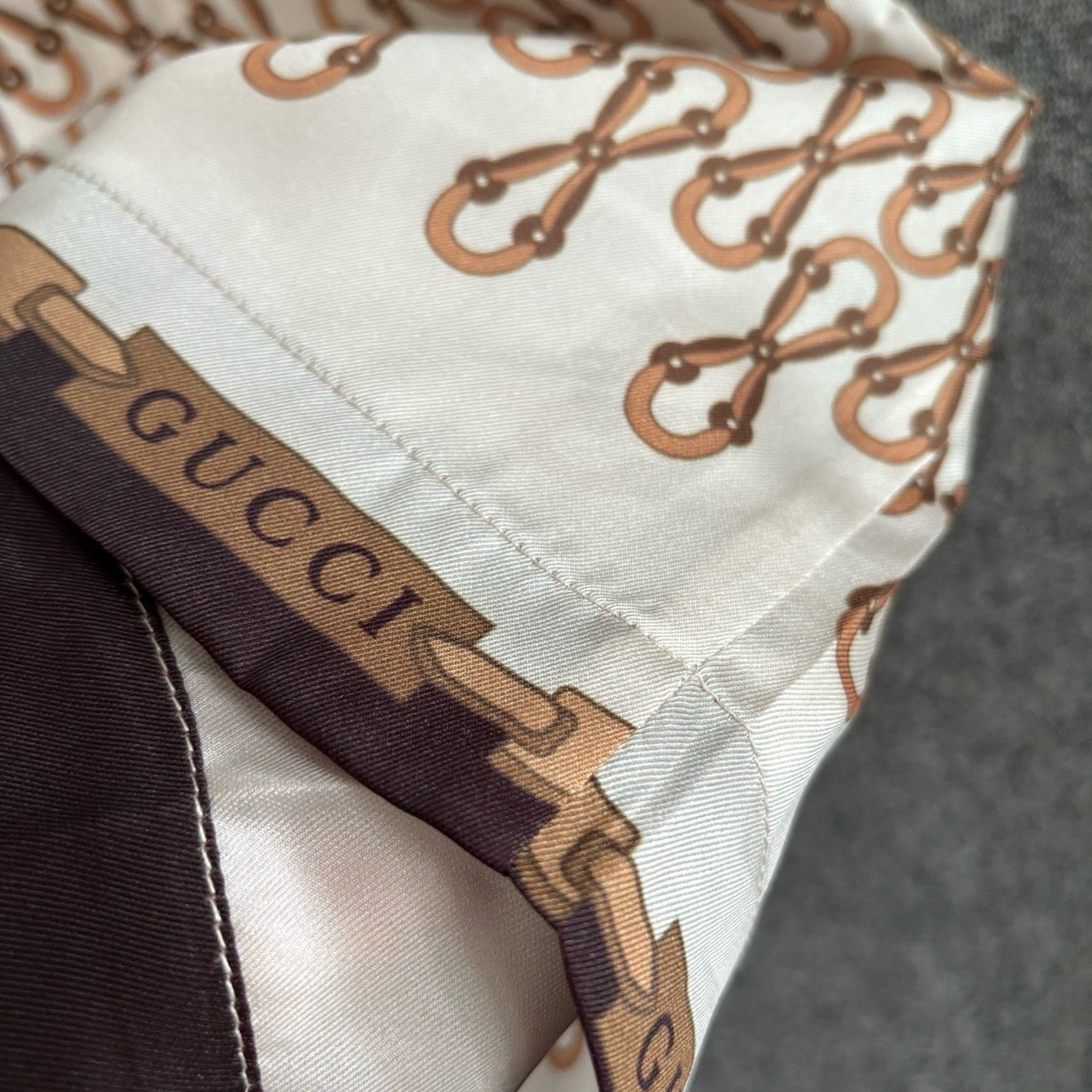 Multi-color Short