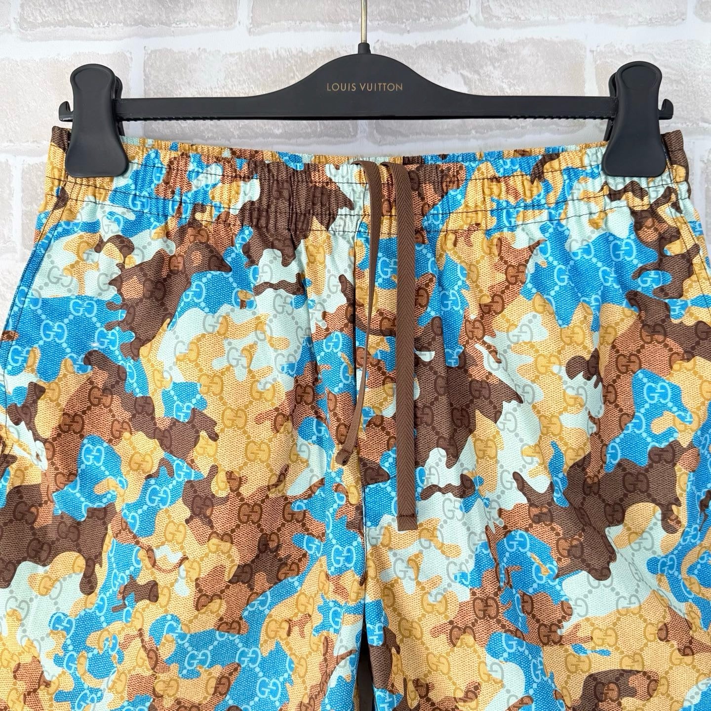 Multi-color Short