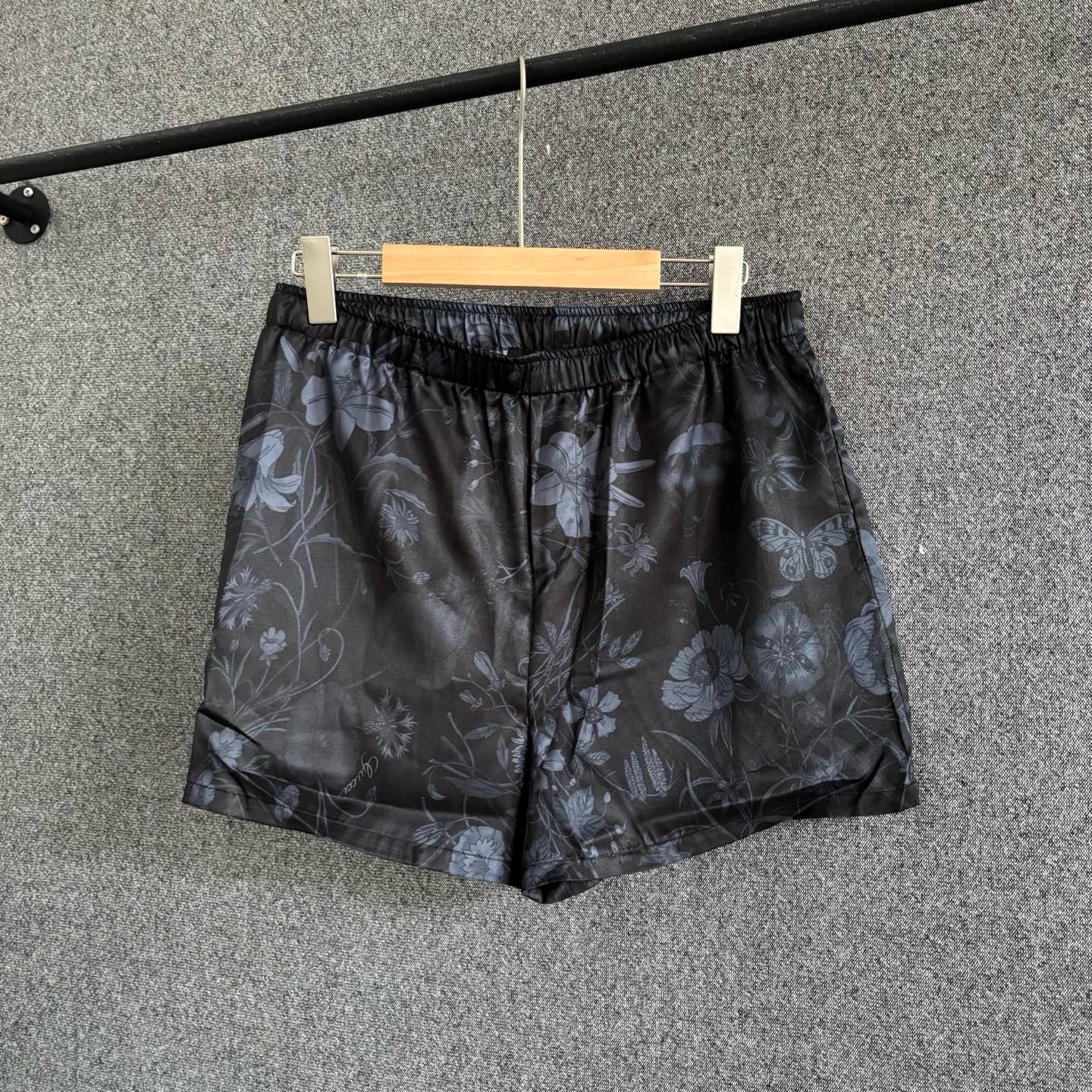 Multi-color Short