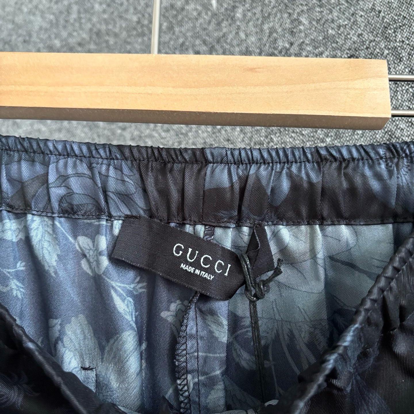 Multi-color Short