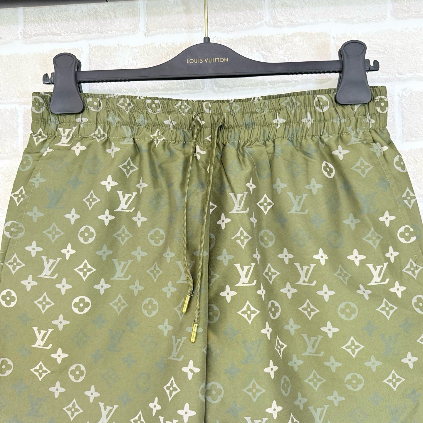 Dark green Short