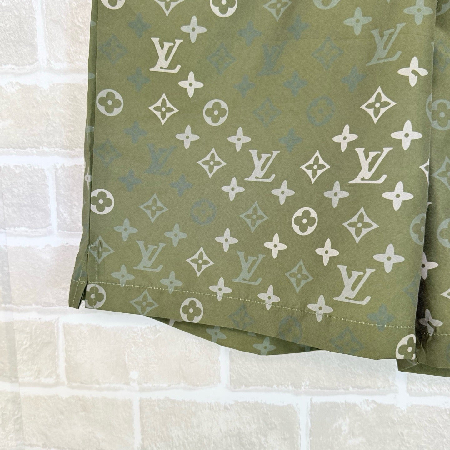 Dark green Short