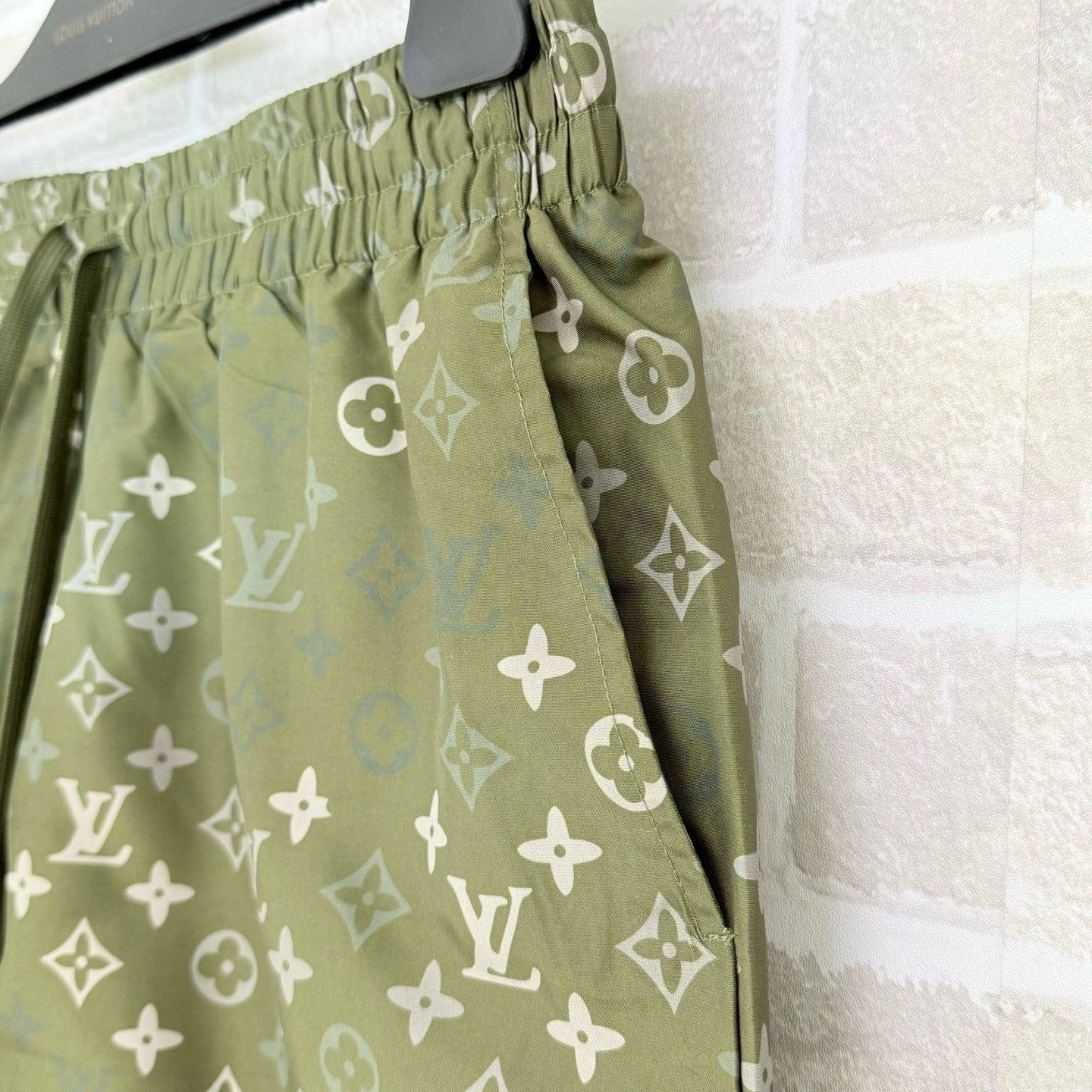 Dark green Short