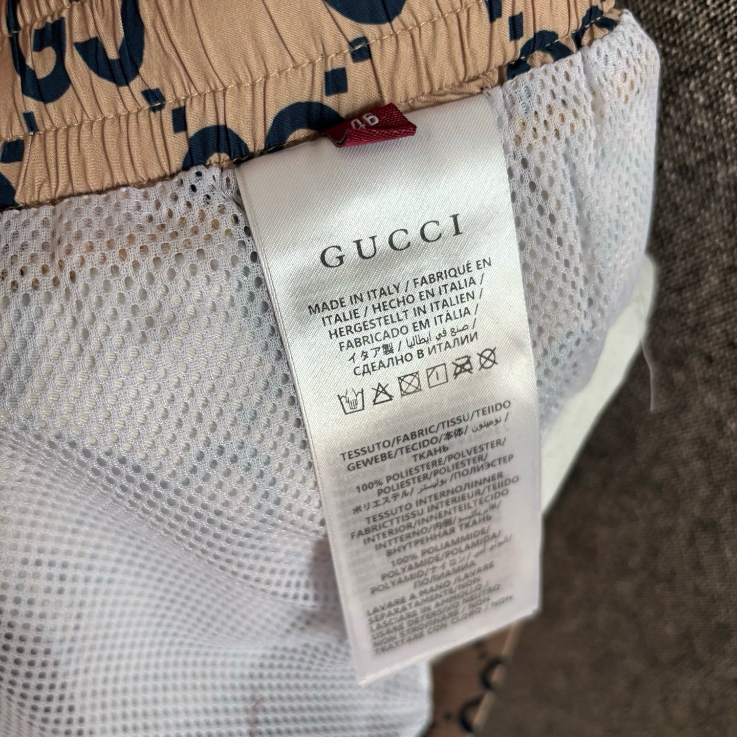 Multi-color Short