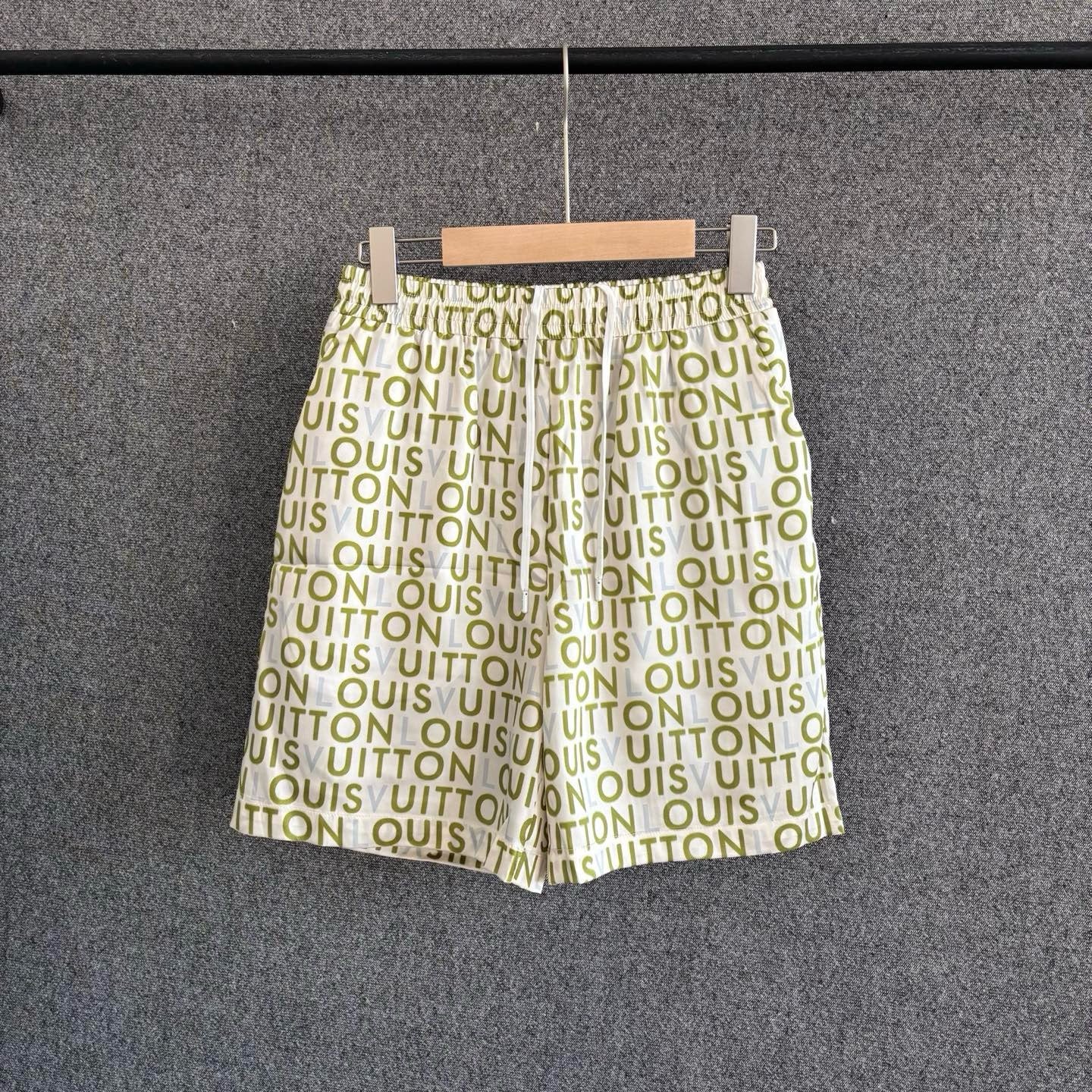 White dark green Short