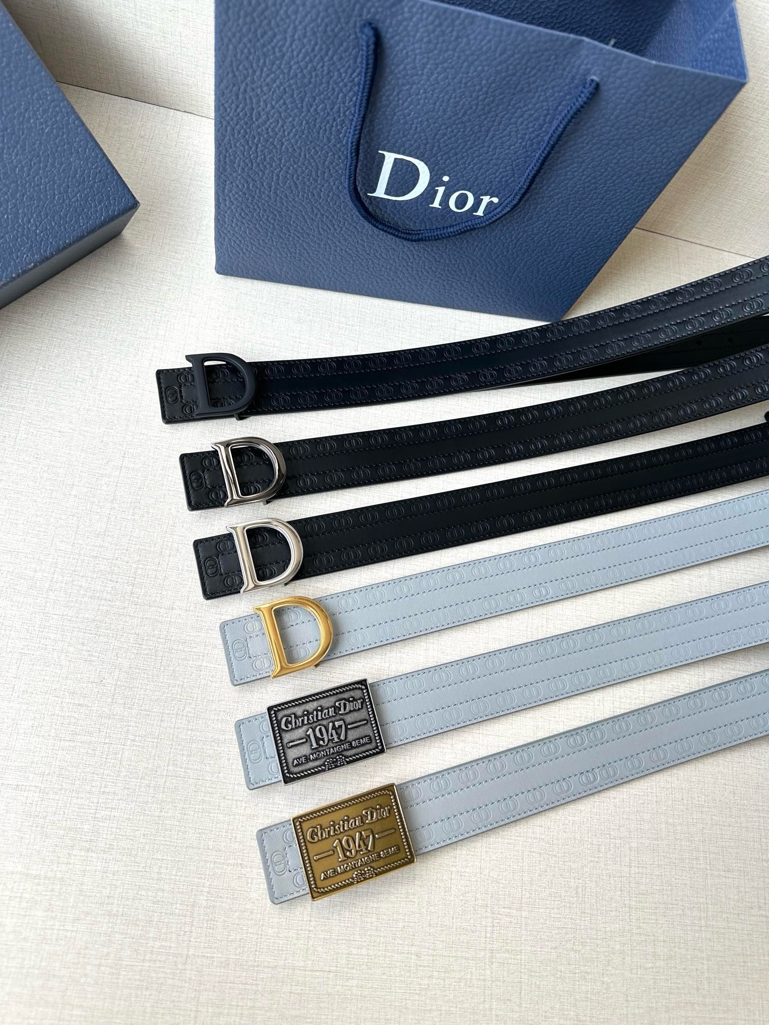 Light grey and Black Belt