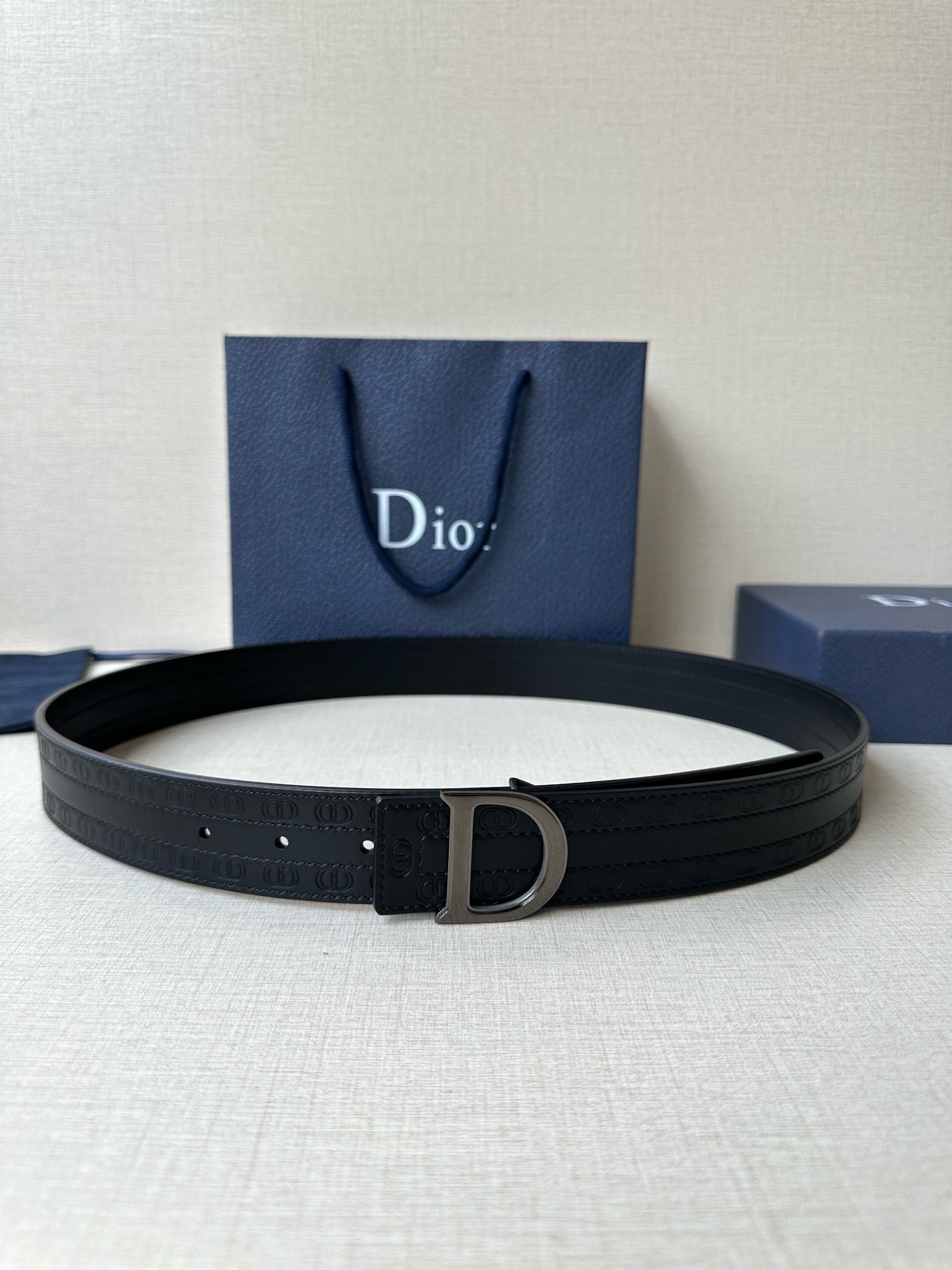 Light grey and Black Belt