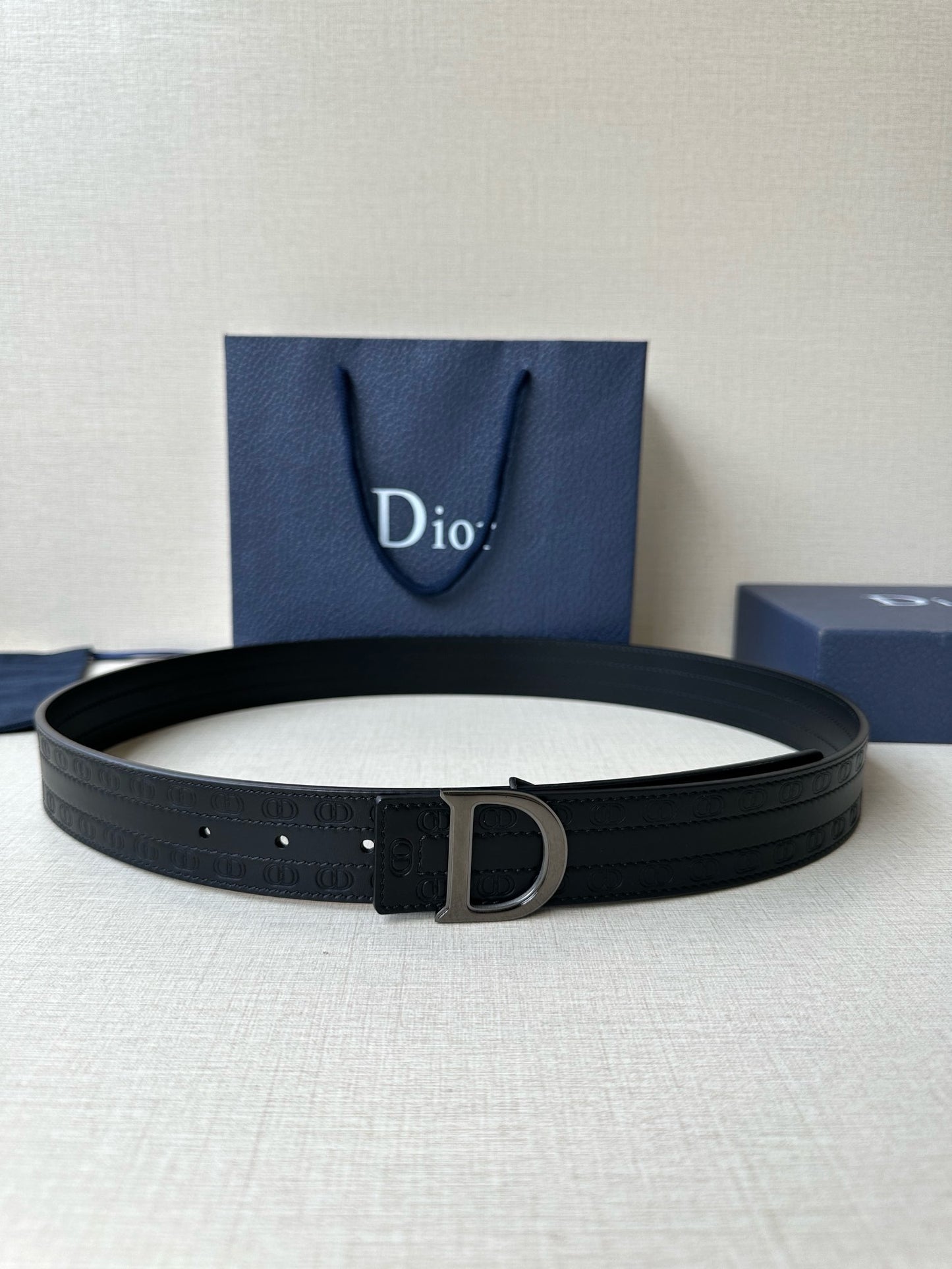 Light grey and Black Belt