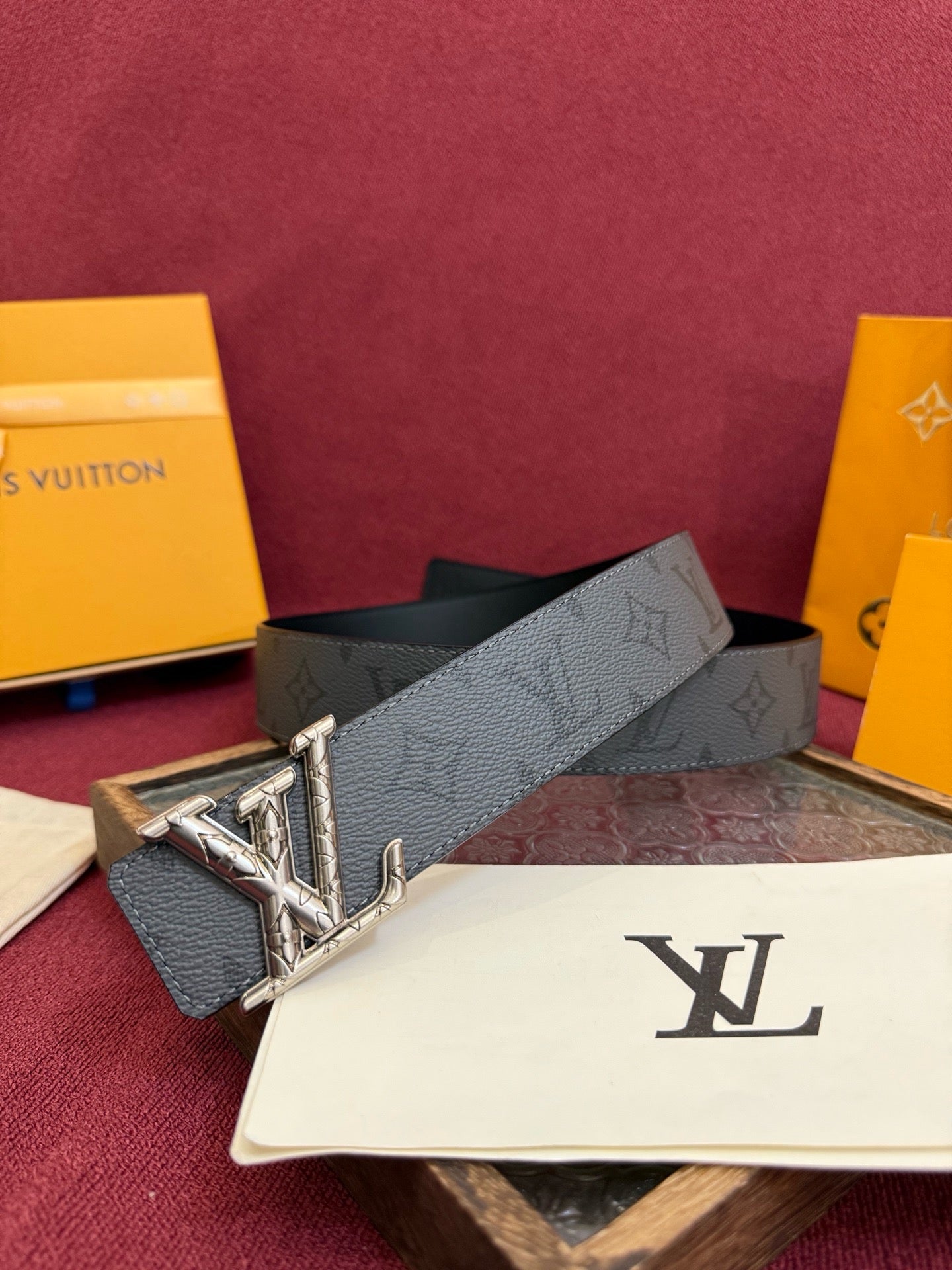 Dark grey Belt - FashionHype.xyz
