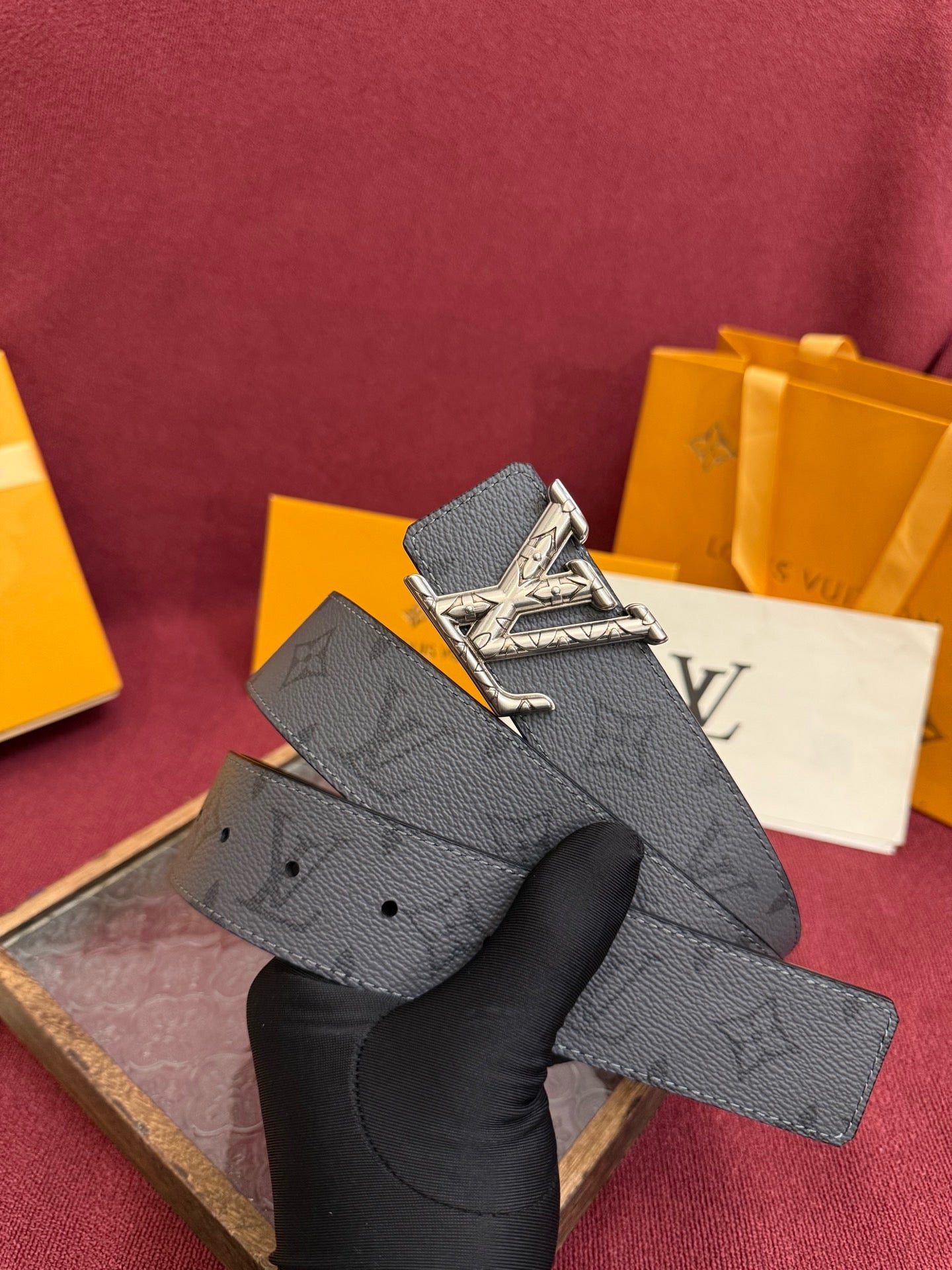Dark grey Belt - FashionHype.xyz