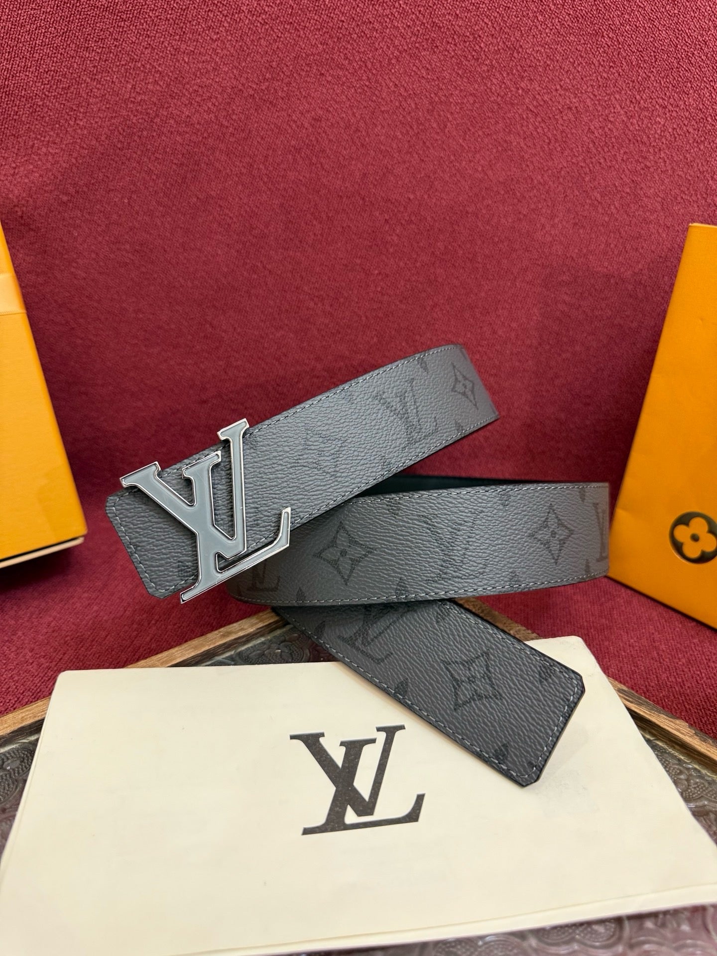 Dark grey Belt - FashionHype.xyz