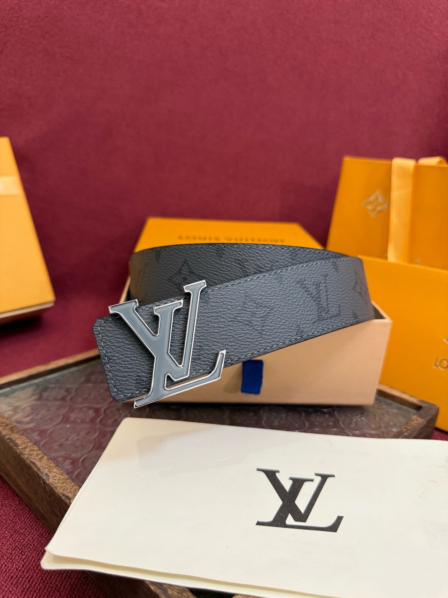 Dark grey Belt - FashionHype.xyz