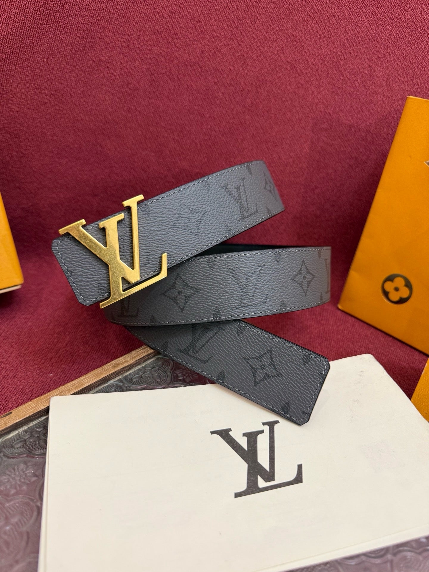 Dark grey Belt - FashionHype.xyz