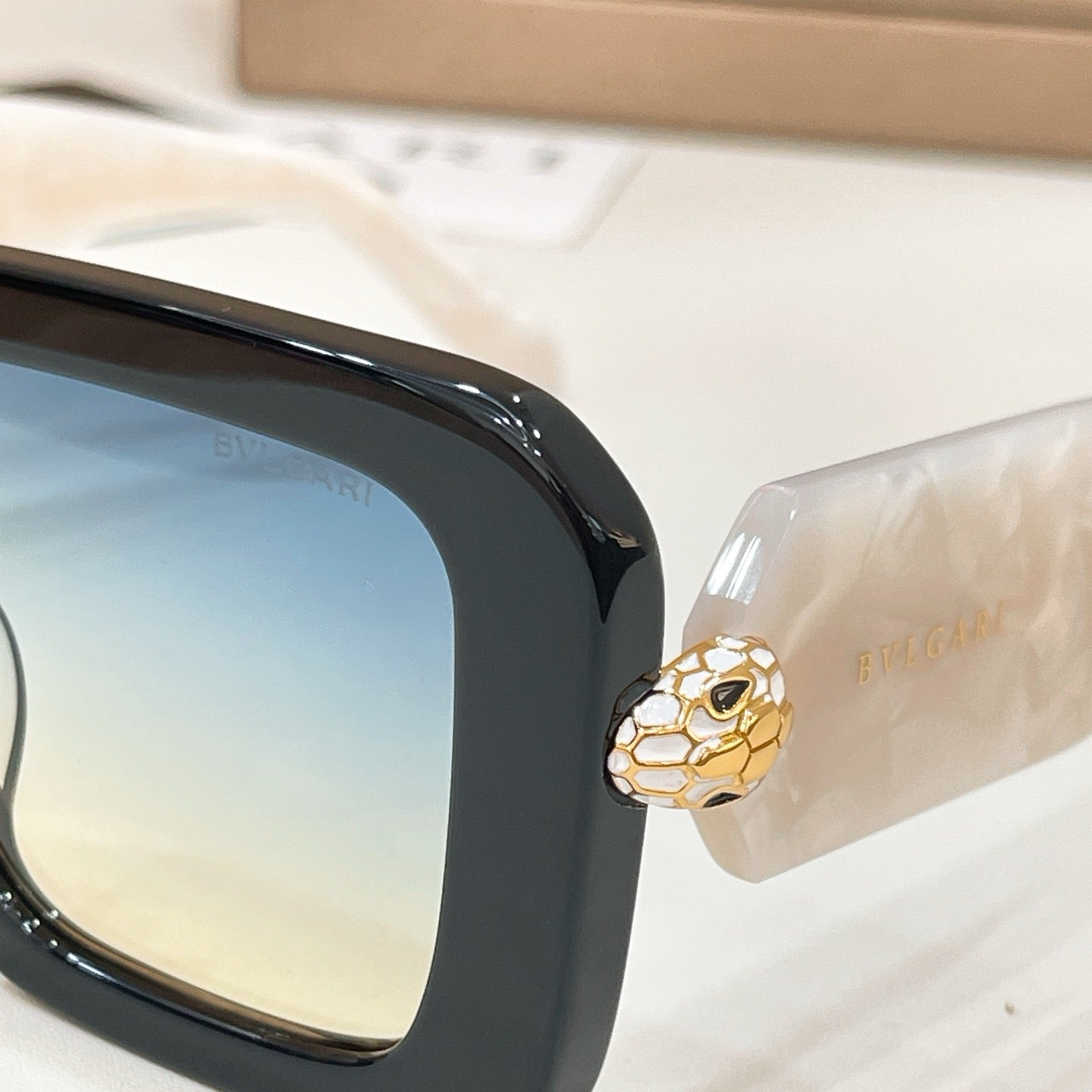 Multi-Colors Sunglass