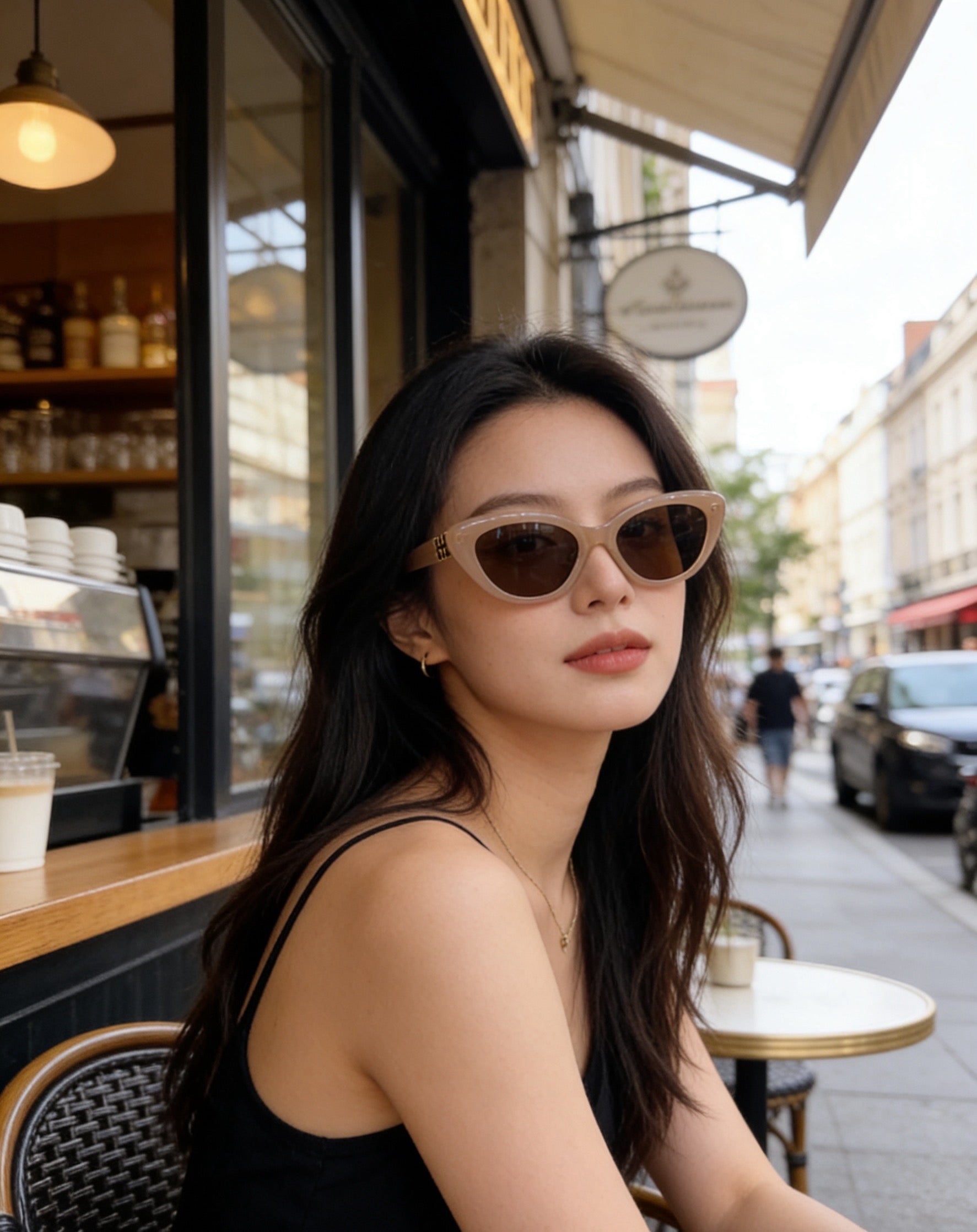 Mehrfarbige Sonnenbrille