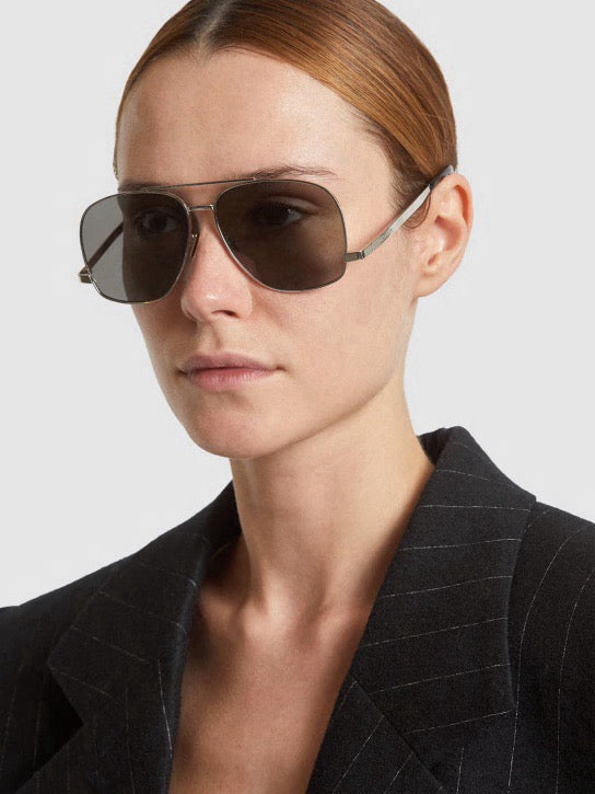 Mehrfarbige Sonnenbrille