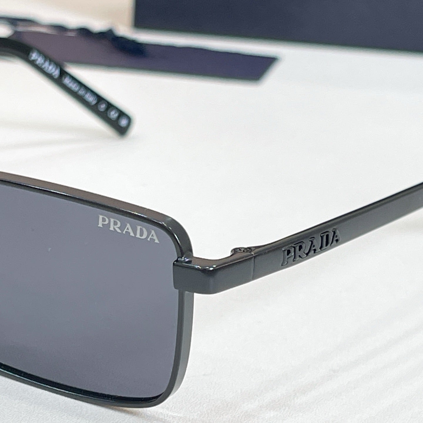 Multi-color Sunglass
