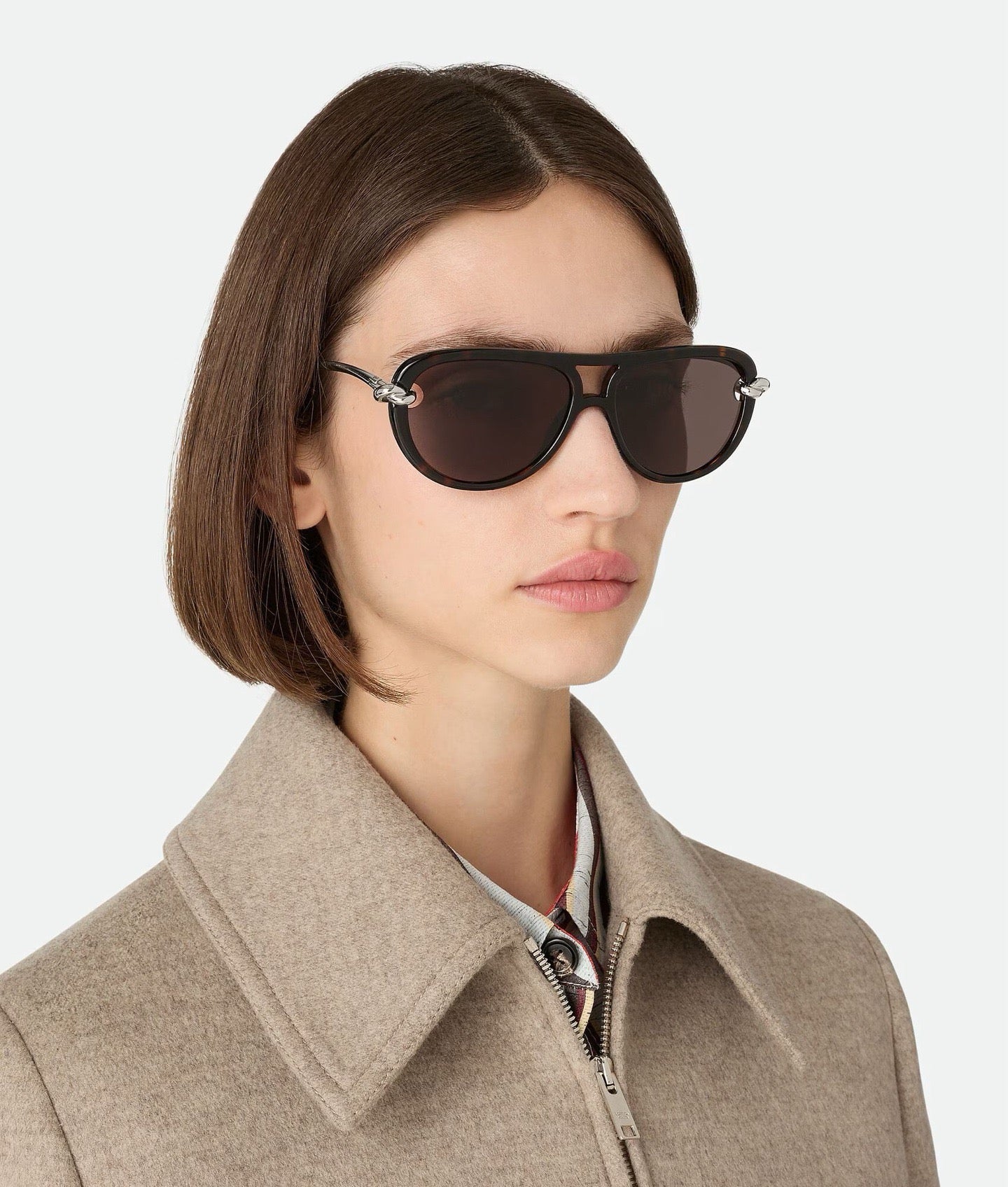 Mehrfarbige Sonnenbrille