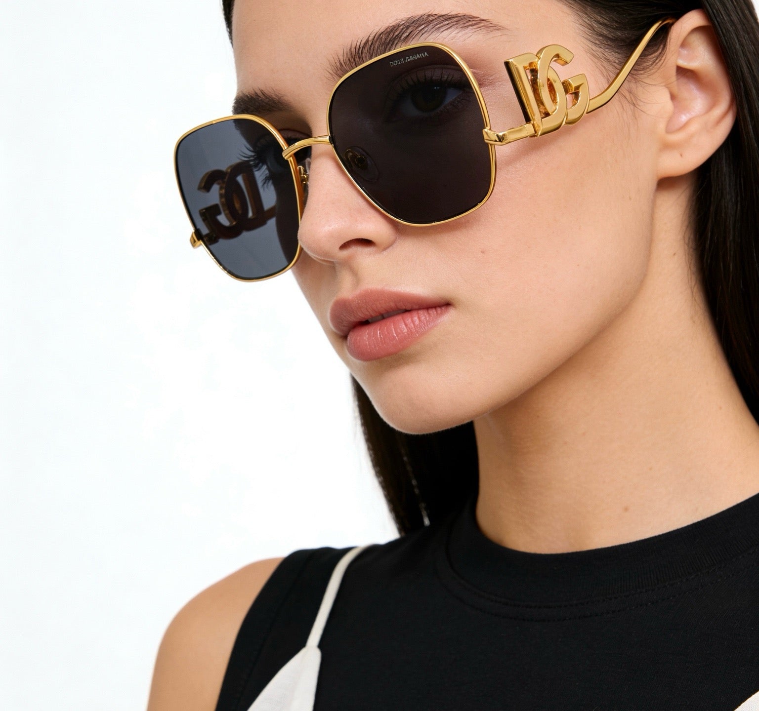 Mehrfarbige Sonnenbrille