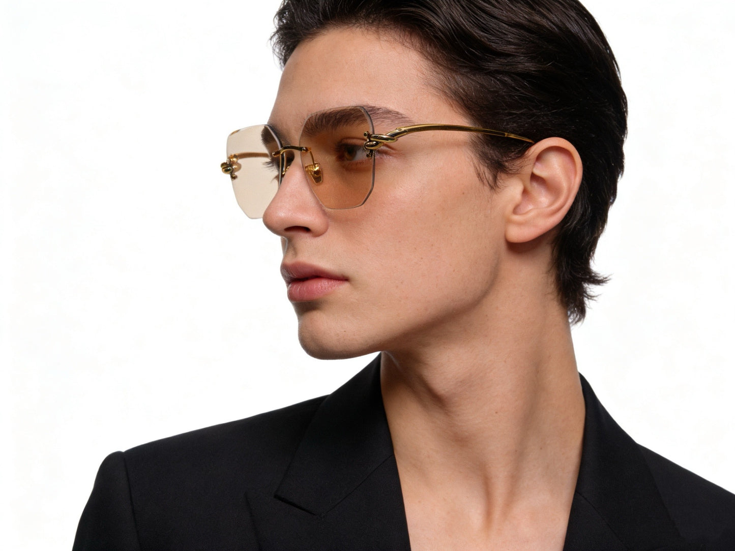 Mehrfarbige Sonnenbrille