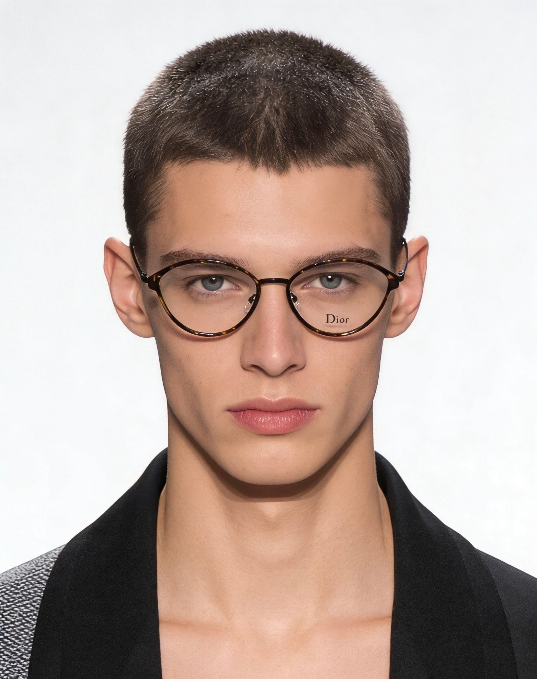 Mehrfarbige Sonnenbrille