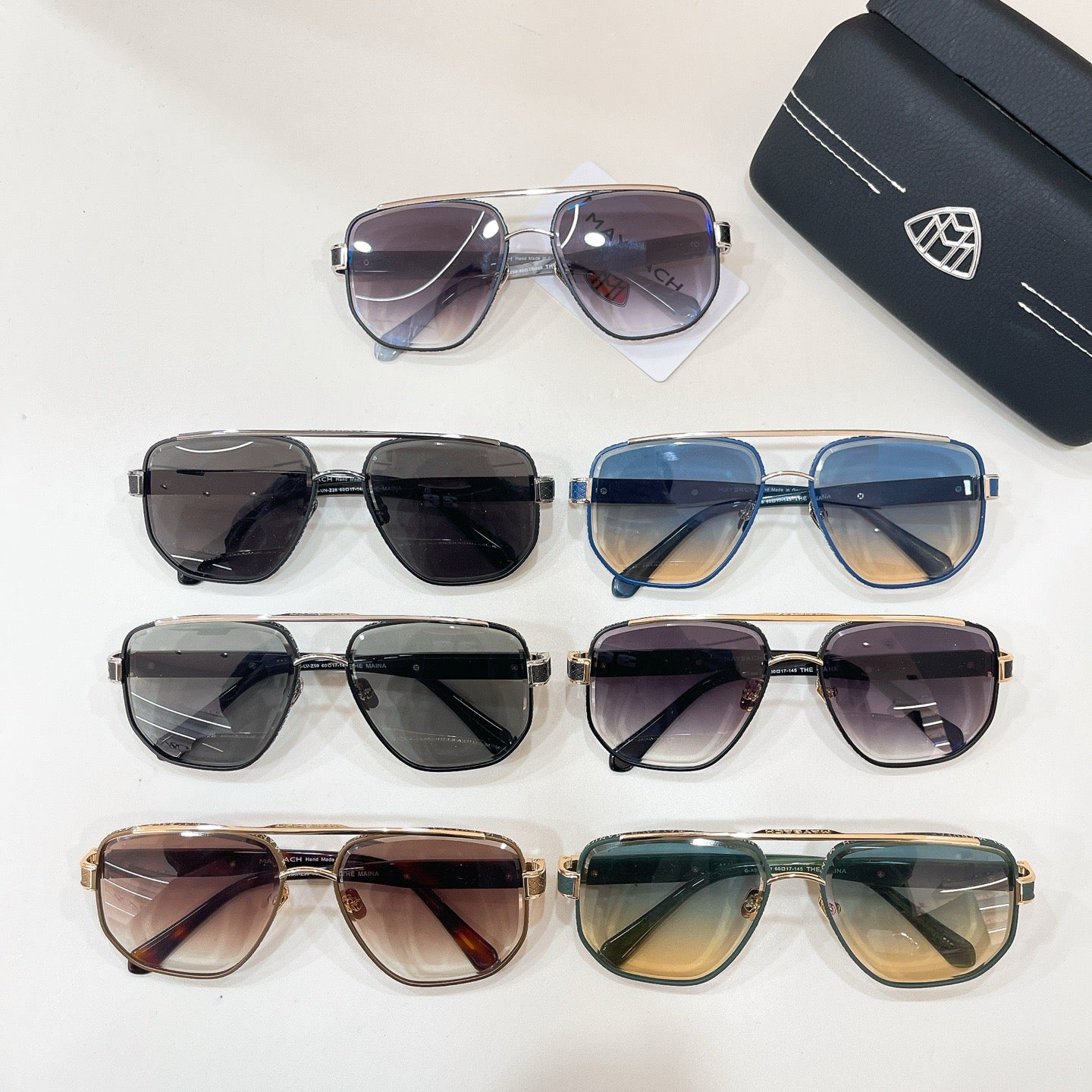 Mehrfarbige Sonnenbrille