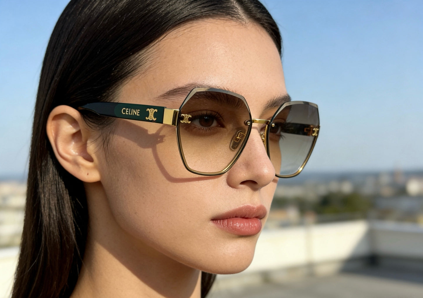 Mehrfarbige Sonnenbrille