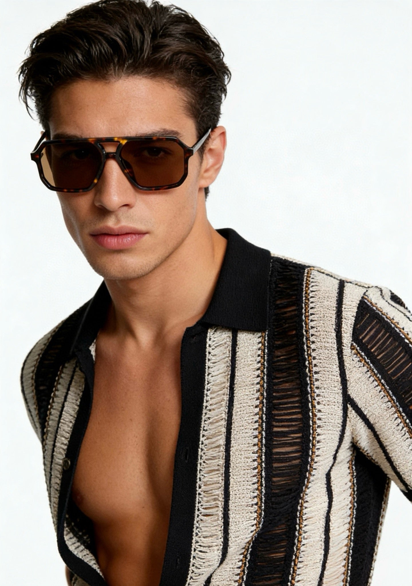 Mehrfarbige Sonnenbrille