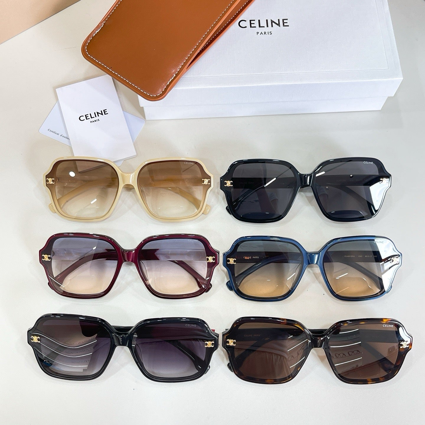 Mehrfarbige Sonnenbrille