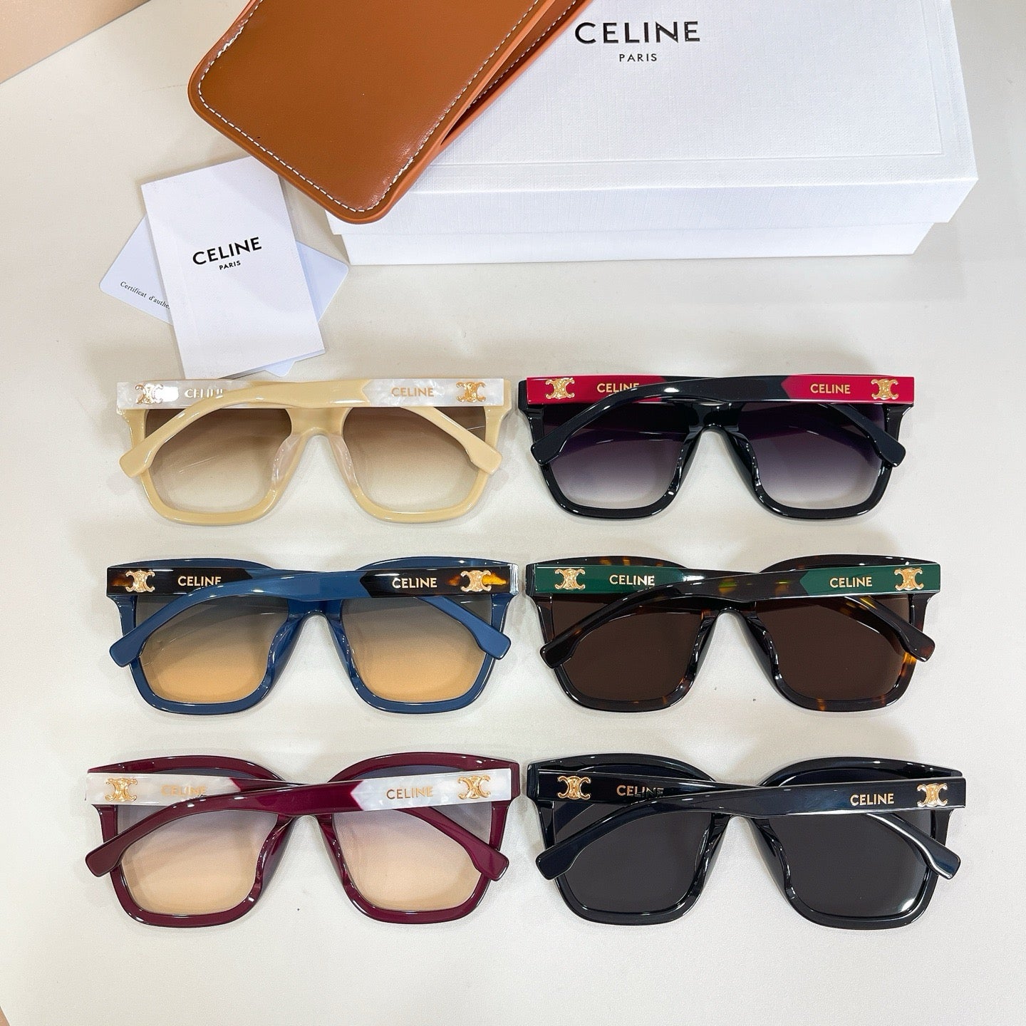 Mehrfarbige Sonnenbrille