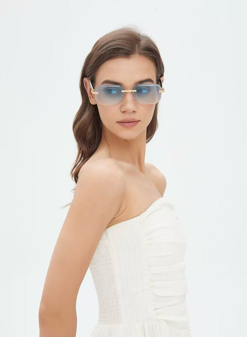 Mehrfarbige Sonnenbrille