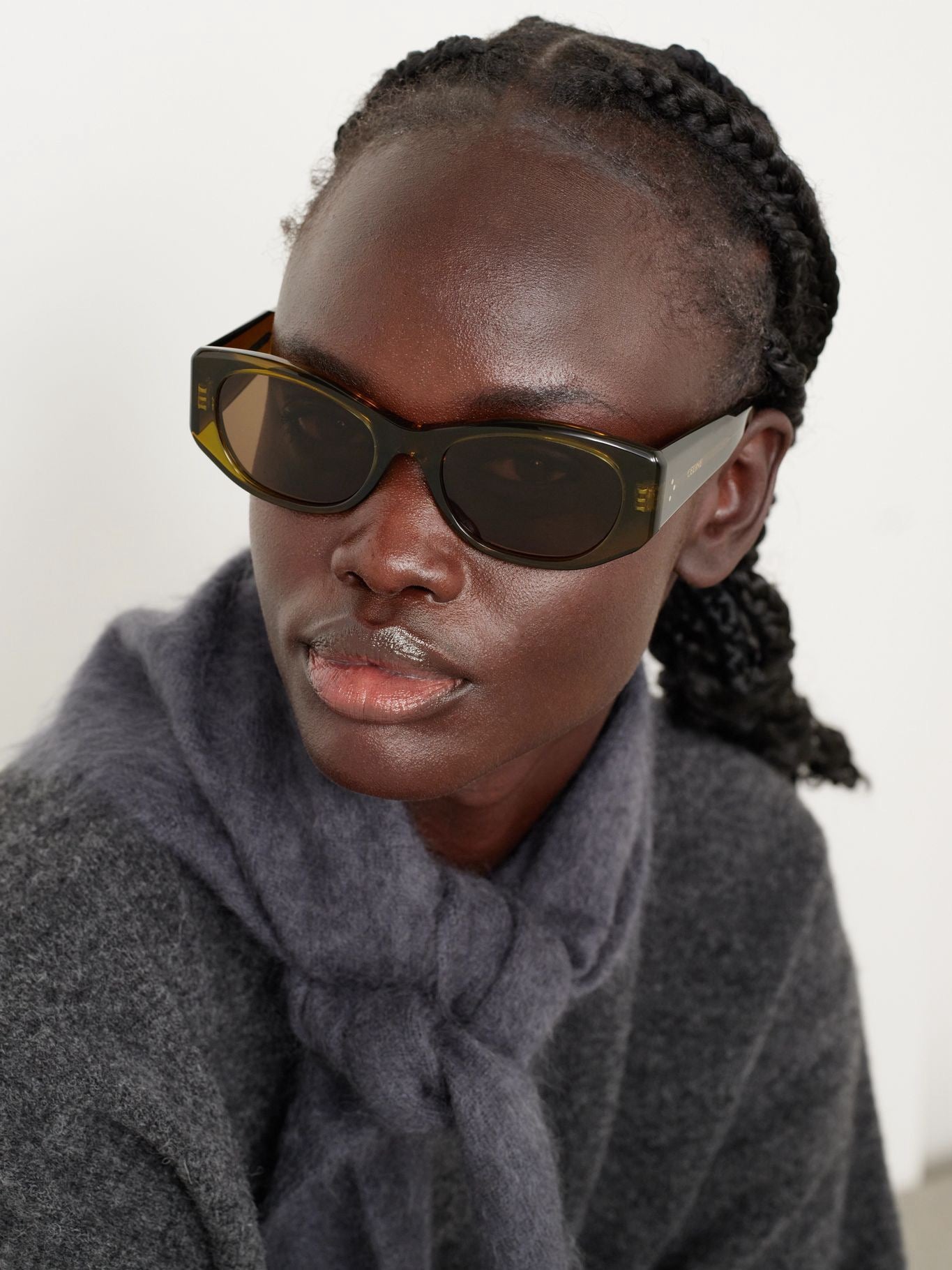 Mehrfarbige Sonnenbrille
