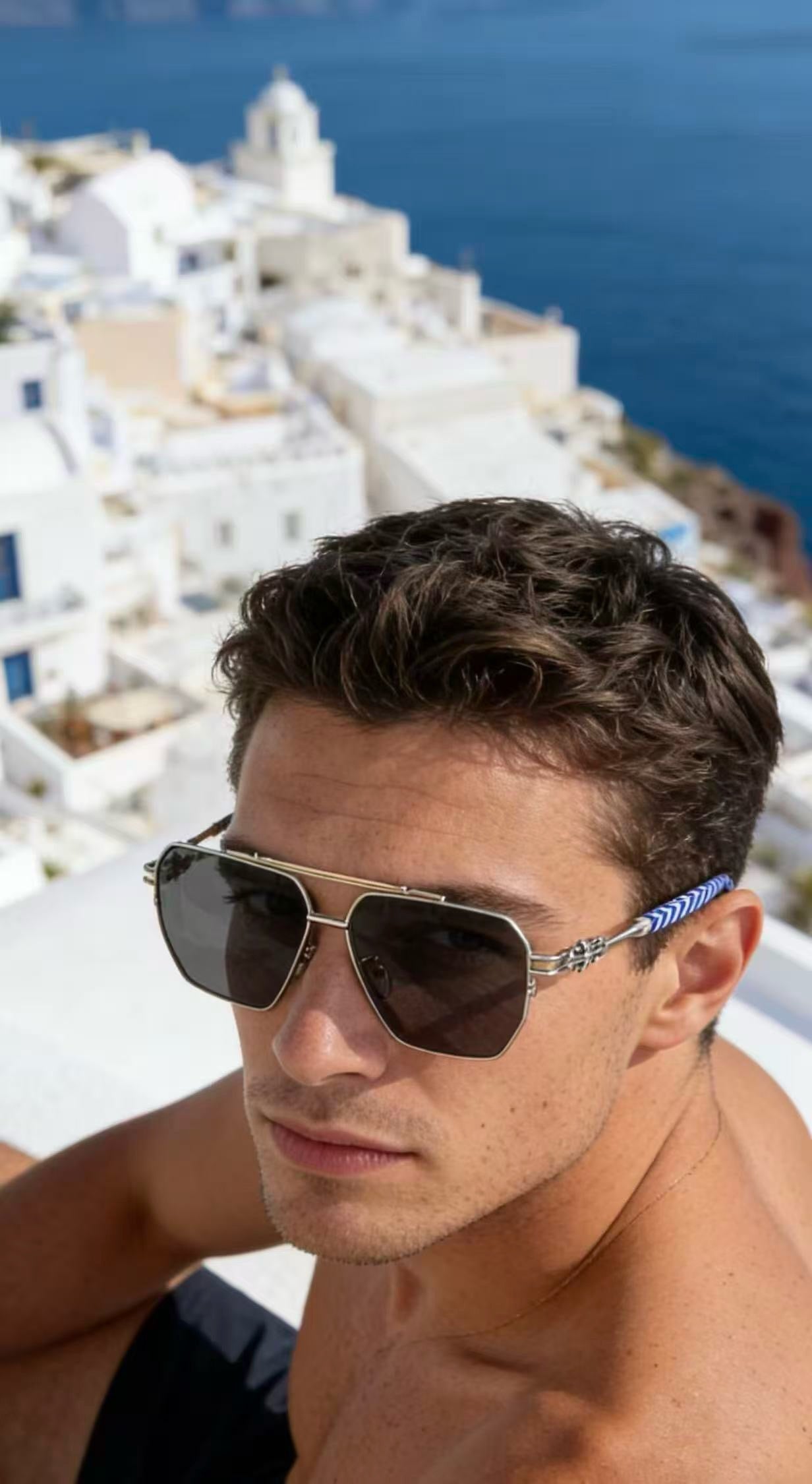 Mehrfarbige Sonnenbrille