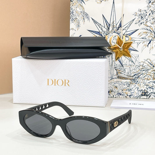 Mehrfarbige Sonnenbrille