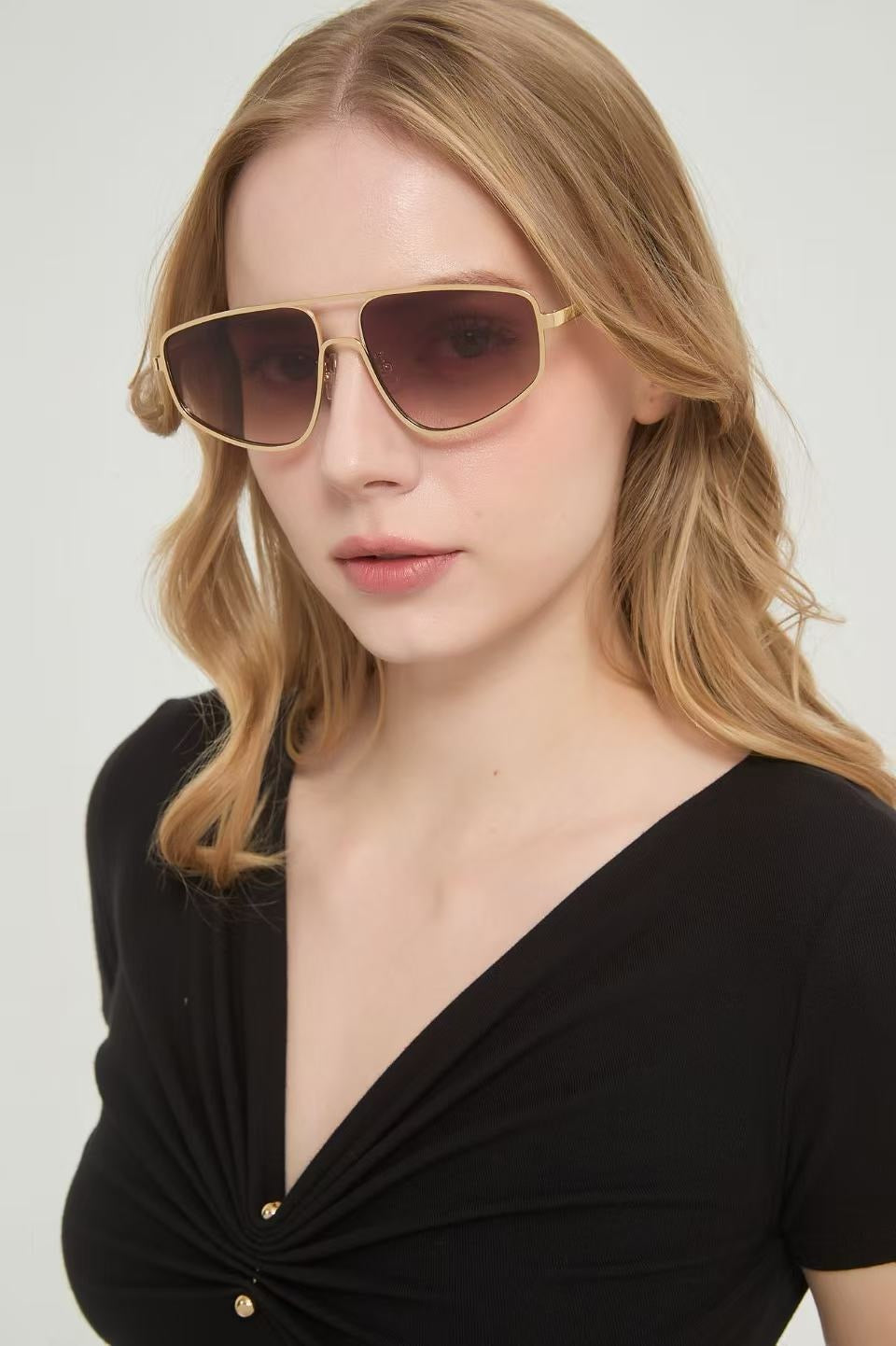 Mehrfarbige Sonnenbrille