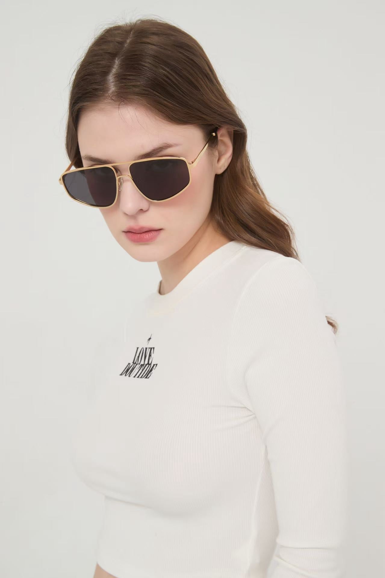 Mehrfarbige Sonnenbrille
